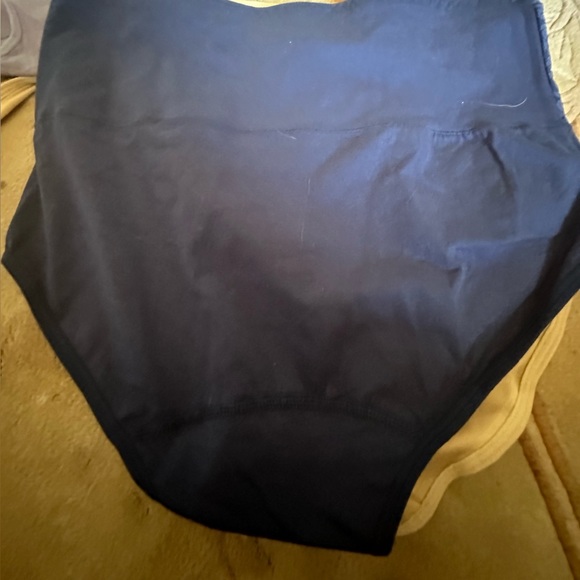 7 tummy control 2XL panties - Picture 9 of 11